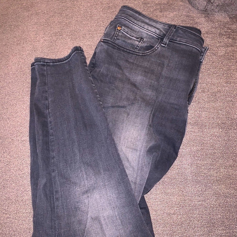 Acid wash jeans